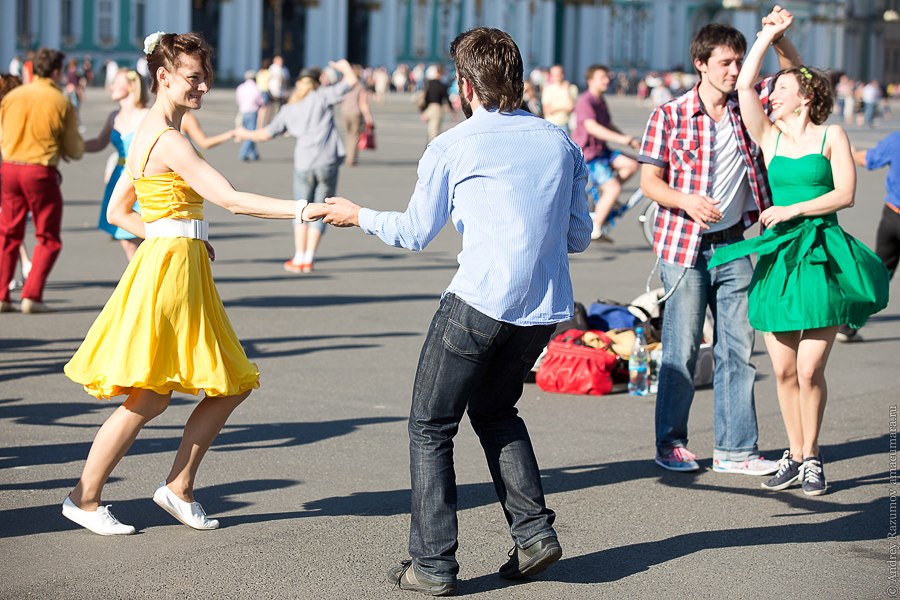 Танцующий Петербург